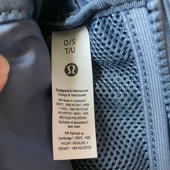Lululemon City Essentials Pouch Mini - Oasis Blue - Picture 8 of 10